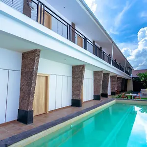 https://lega-legi-town-house.hotelsseminyak.net