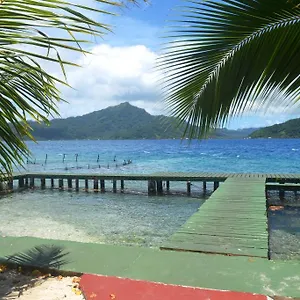 Atger Couette-café Vaitoare (Tahaa)